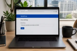 Ordinateur portable affichant une interface de proxy web dans un navigateur sur un bureau